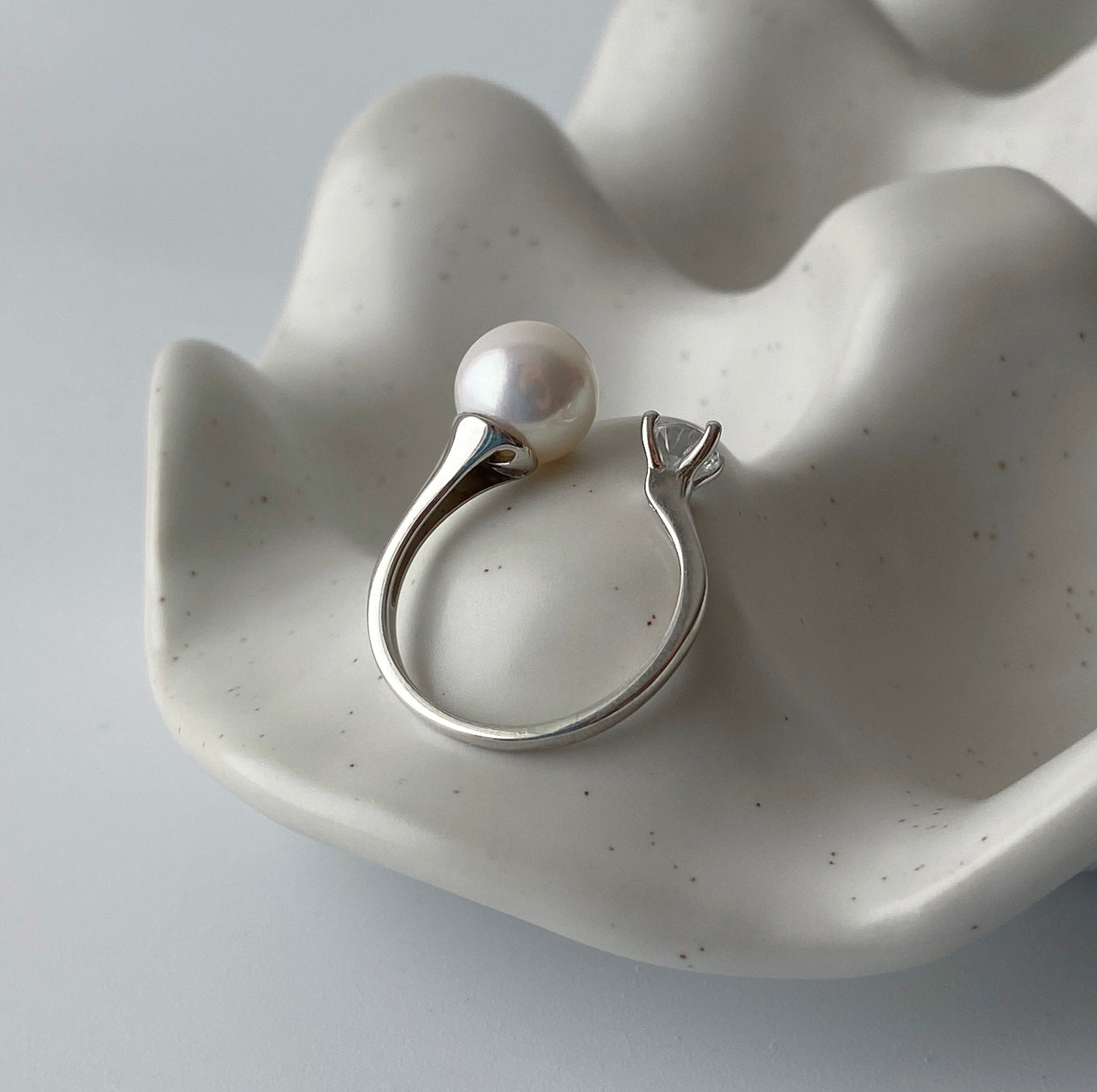 ALICE Pearl Open Ring