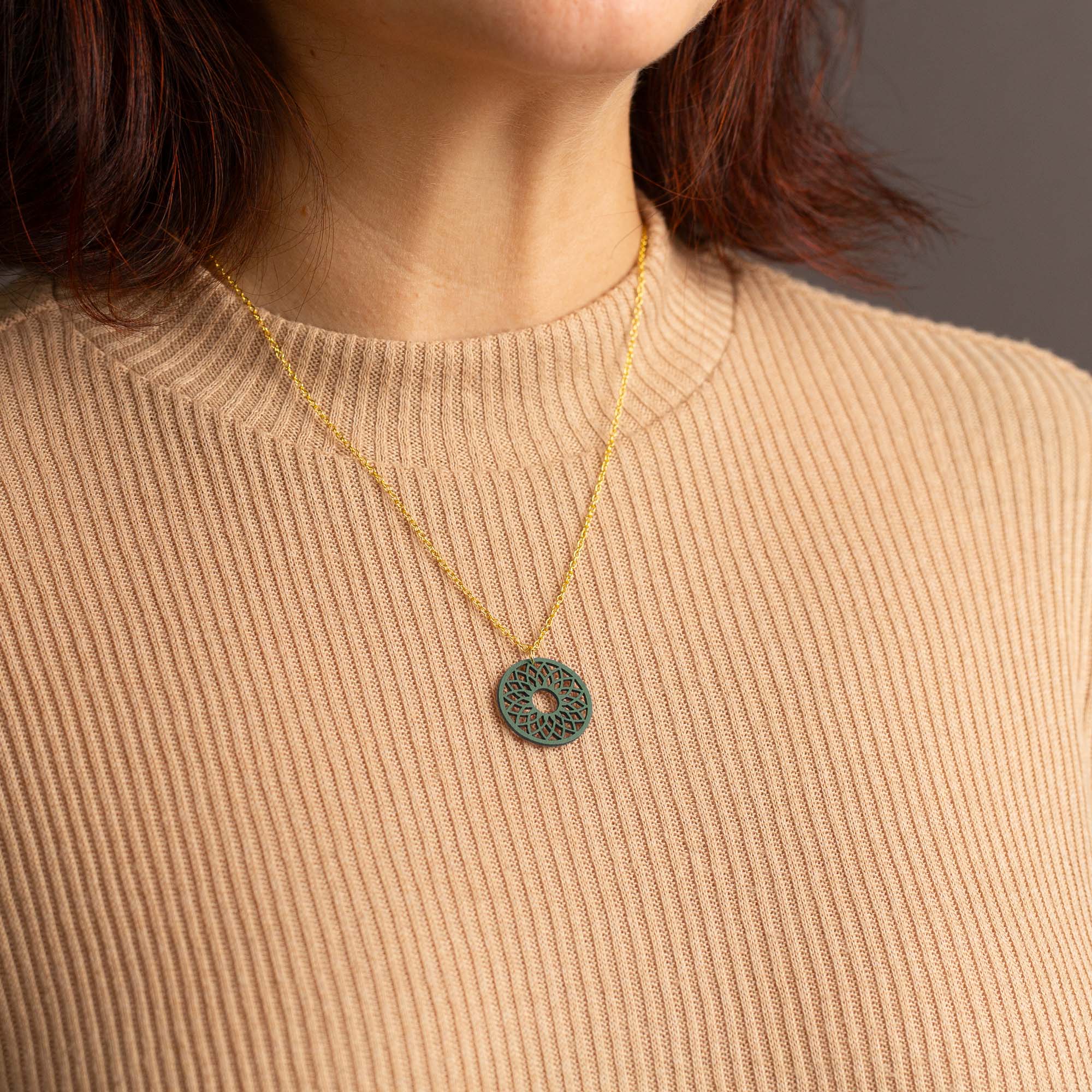 Halskette mit Holzanhänger - 'Spirit'