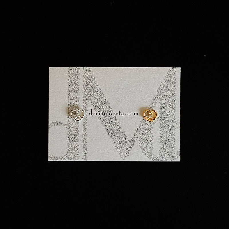 Brezel Stud Earrings