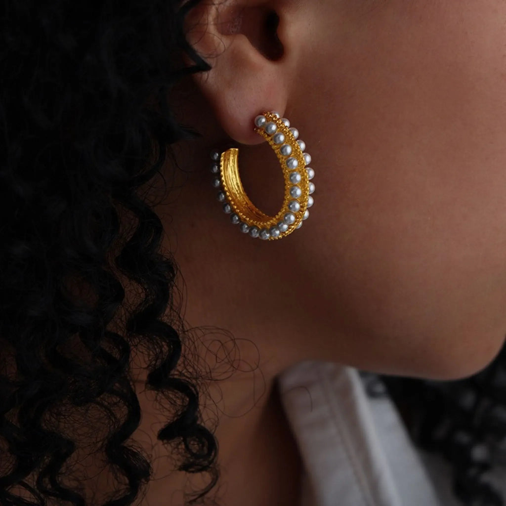 AKOYA HOOP EARRING 18K GOLD PLATED