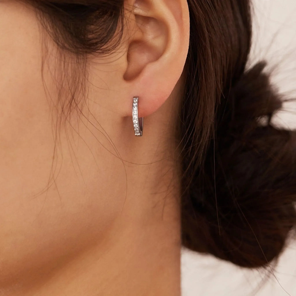 ETERNITY HOOP EARRING SILVER