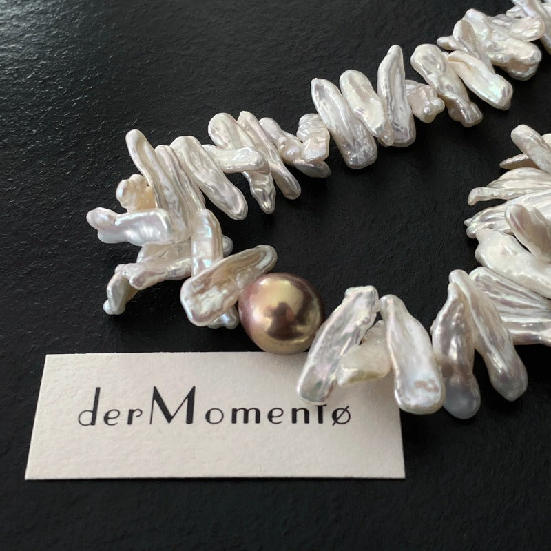 FLORA Baroque Pearl Choker Necklace